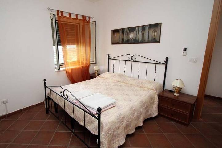 Holiday home for 4 people, with garden and pool, with pets - 1