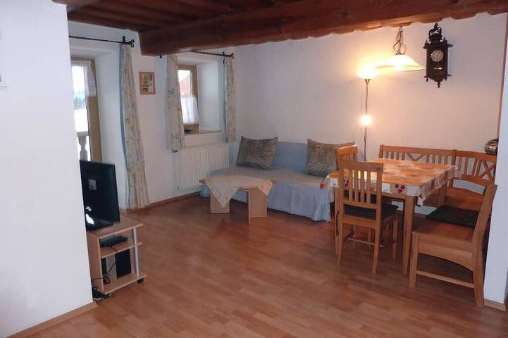 Ferienwohnung für 2 Personen, mit Garten und Sauna sowie Balkon in Wegscheid