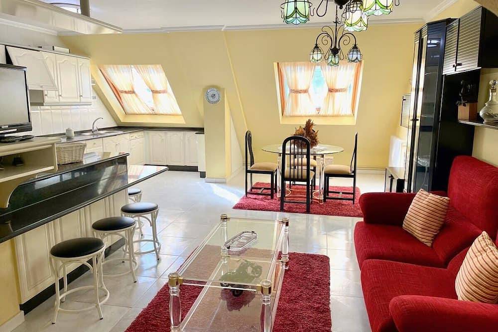 Entire apartment, The Cliffs - Milamarina in Viveiro, Galician Coast