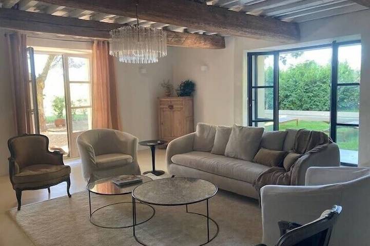 Gîte pour 8 personnes, avec jardin dans Golf de Servanes - 2