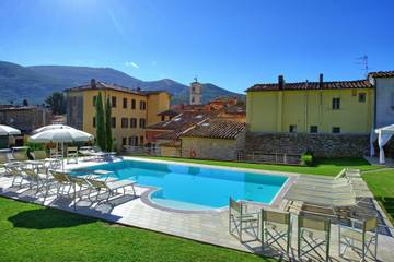 Location De Vacances pour 6 Personnes dans Lucca, Province de Lucca, Photo 3