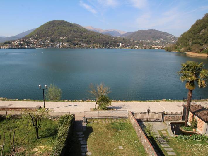 Ferienwohnung für 5 Personen, mit Terrasse und Garten sowie Seeblick am Luganersee