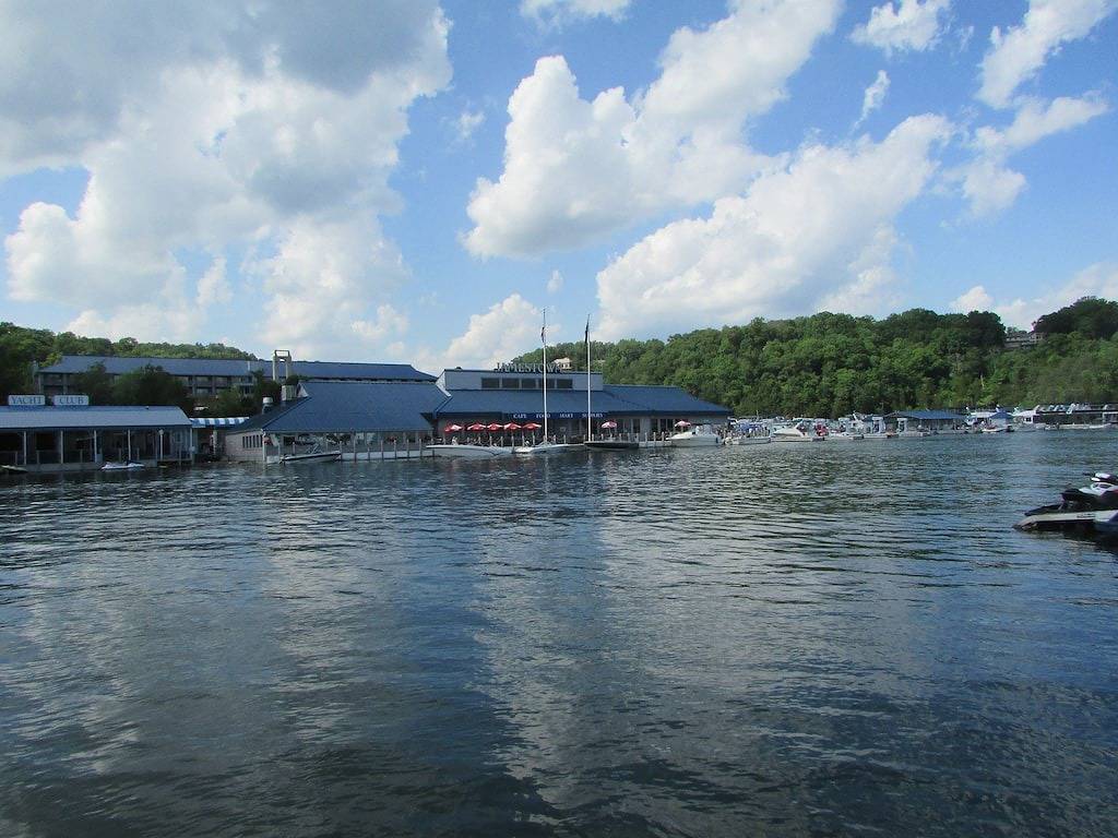 Lake House Hideaway, 1 Meile über Jamestown Marina !! in Lake Cumberland