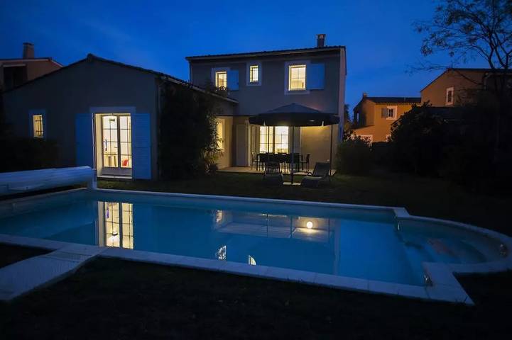 Location de vacances pour 8 personnes, avec jardin à Saint-Saturnin-lès-Apt - 4