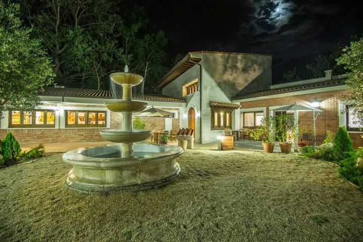 Casa de vacaciones para 4 personas, con Balcón y Terraza además de Jardín y Piscina para niños en Penafiel (Espanha)