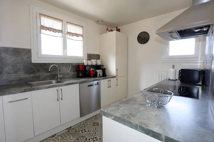 Location de vacances pour 6 personnes, avec jardin à Rosiers-d'Égletons - 3