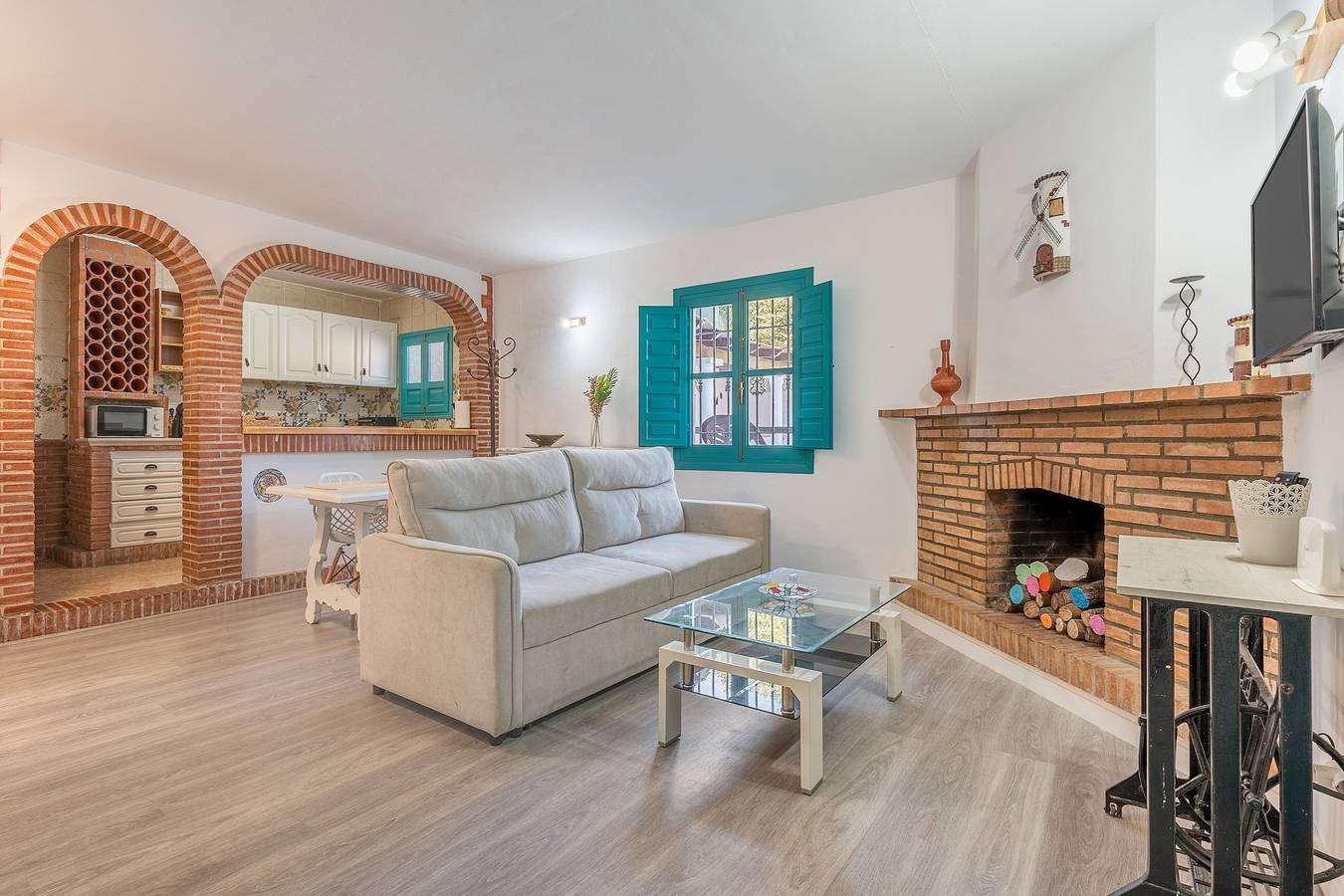 Ferienhaus 'Adelfas' mit Meerblick, Wi-Fi und Klimaanlage in Almuñecar, Costa Tropical