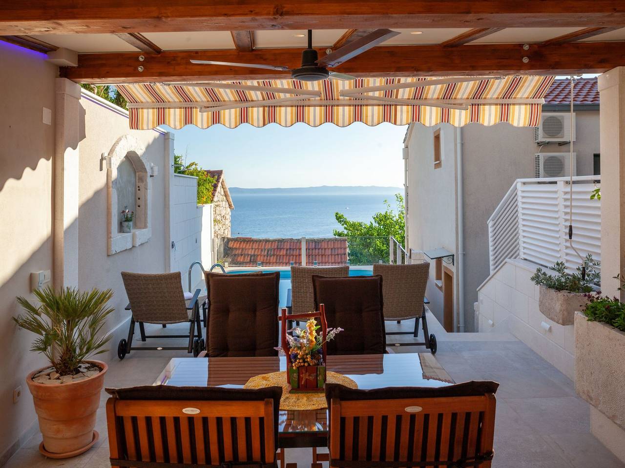 Villa Marieta - privater Pool und unvergessliche Aussicht in Makarska, Riwiera Makarska