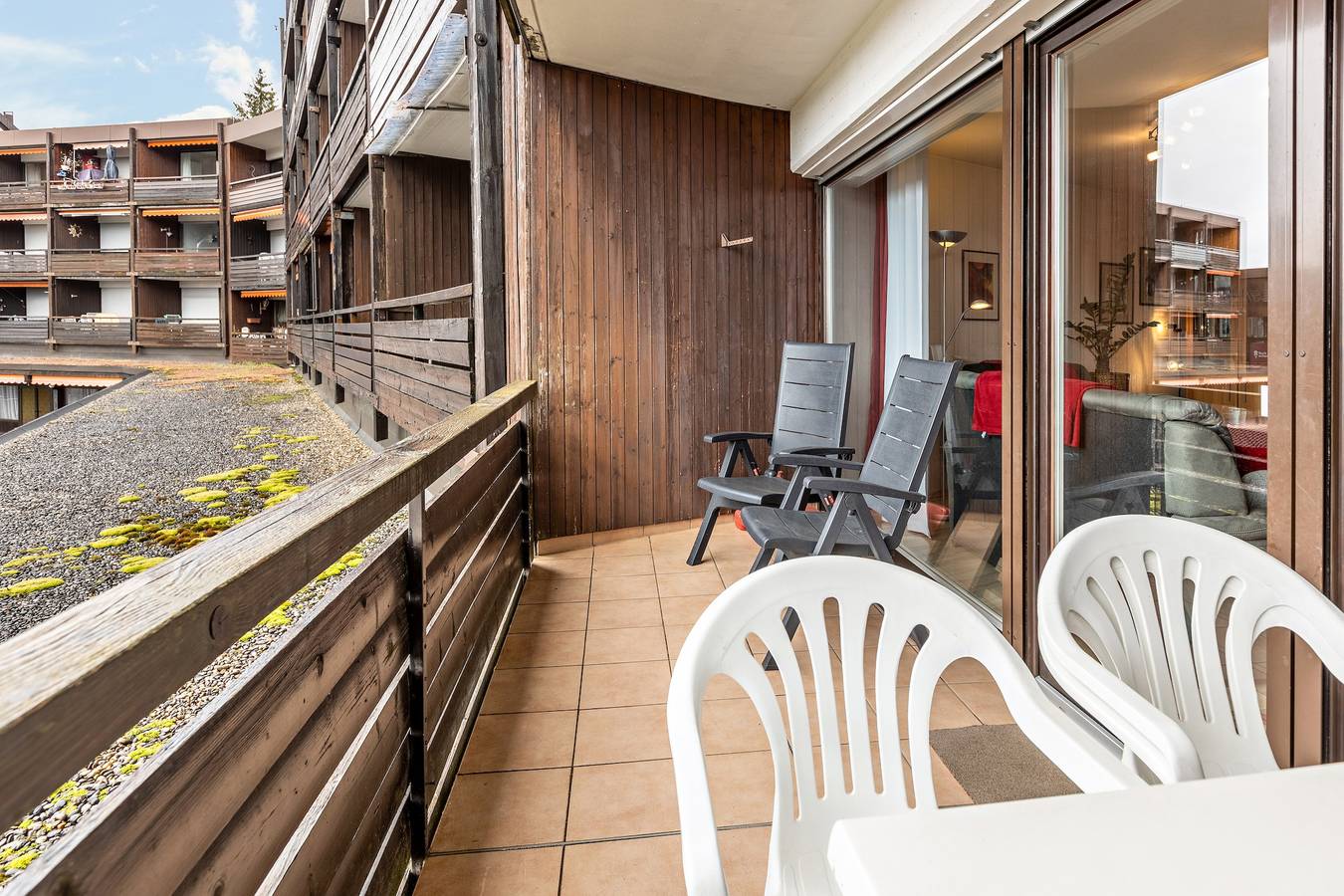 Ganze Wohnung, Ferienwohnung "Terrassenpark Schonach App 161" mit Bergblick, Balkon und Wlan in Schonach, Südschwarzwald