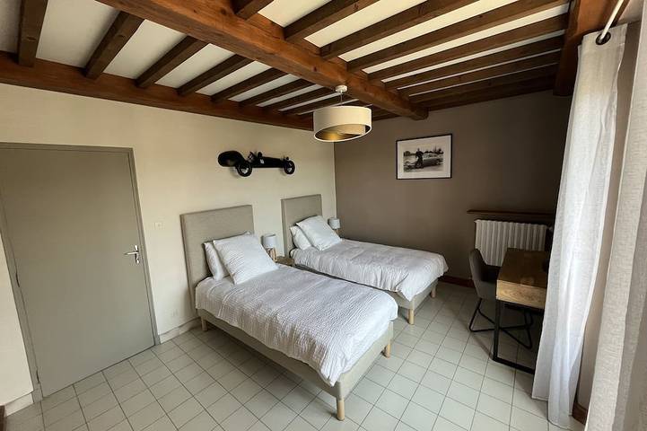 Chambre d’hôte pour 4 personnes, avec piscine à Saint-Quentin-la-Poterie - 3