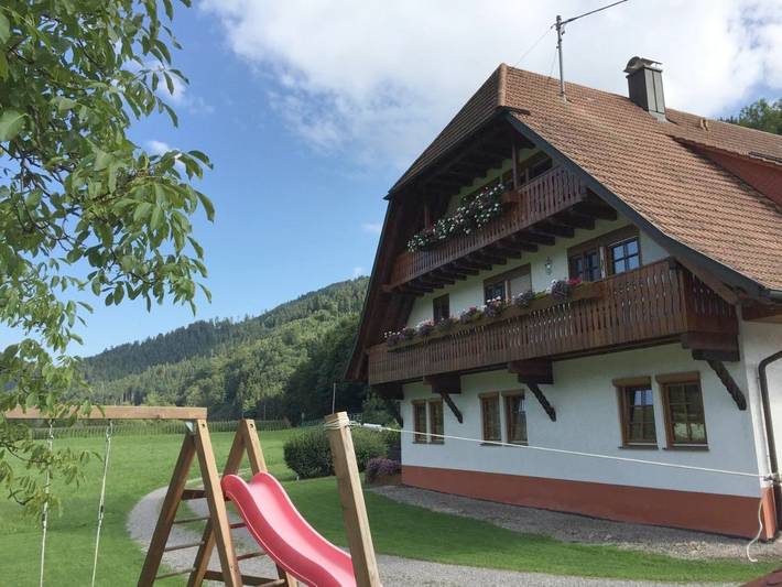 Ferienwohnung für 8 Personen, mit Balkon und Garten in Gutach (Schwarzwaldbahn) - 3