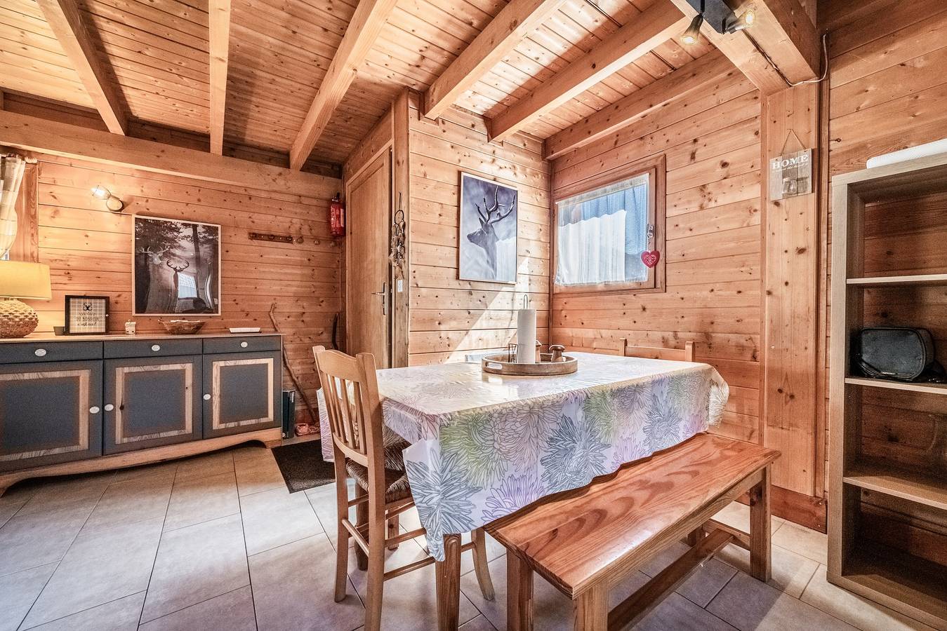 Chalet „6p Classique - Le Rhodo“ mit Bergblick, privater Terrasse und Wlan in Verchaix, Region Bonneville