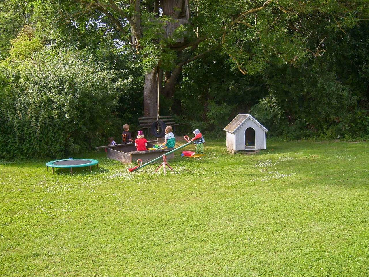 Ganze Ferienwohnung, Ferienwohnungen am Waldrand - Ferienwohnung 2 in Ahrenshagen-Daskow, Vorpommern