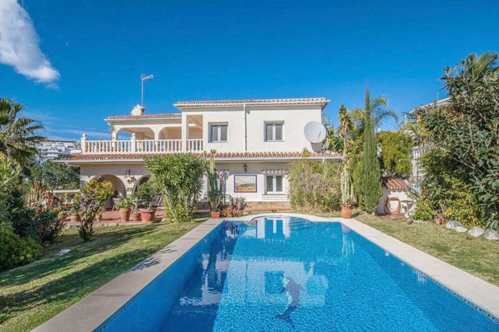 Casa de vacaciones para 13 personas, con Terraza y Jardín además de Piscina y Vistas en Jardin Botanico