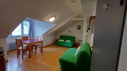 Gîte pour 2 personnes, avec vue dans Office de Tourisme de Luchon