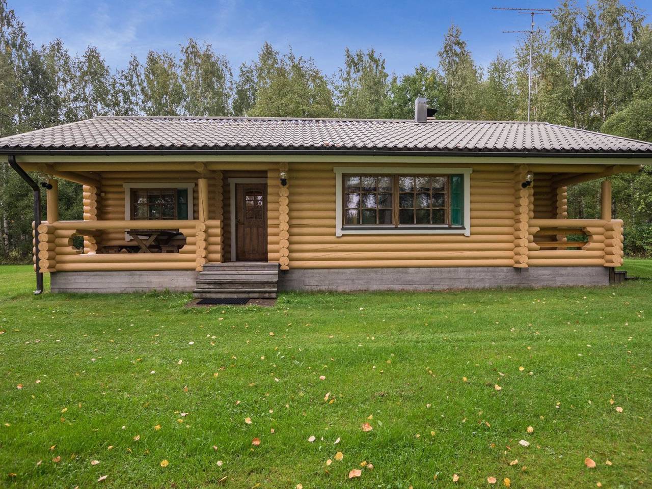 Uitonniemi, rummukkala in Heinävesi, Südsavo