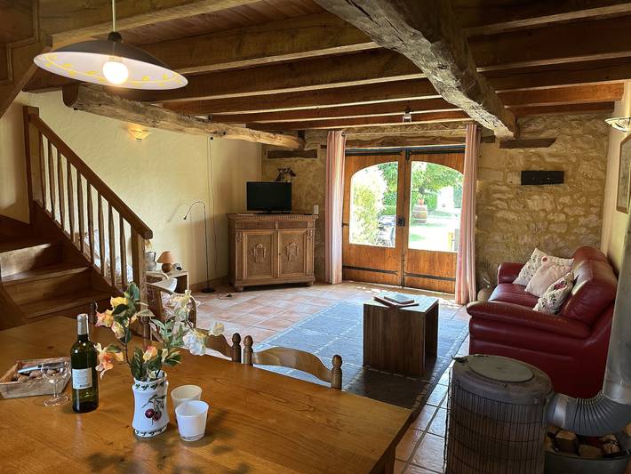 Gîte pour 6 personnes, avec piscine, adapté aux familles à Sainte-Mondane - 3