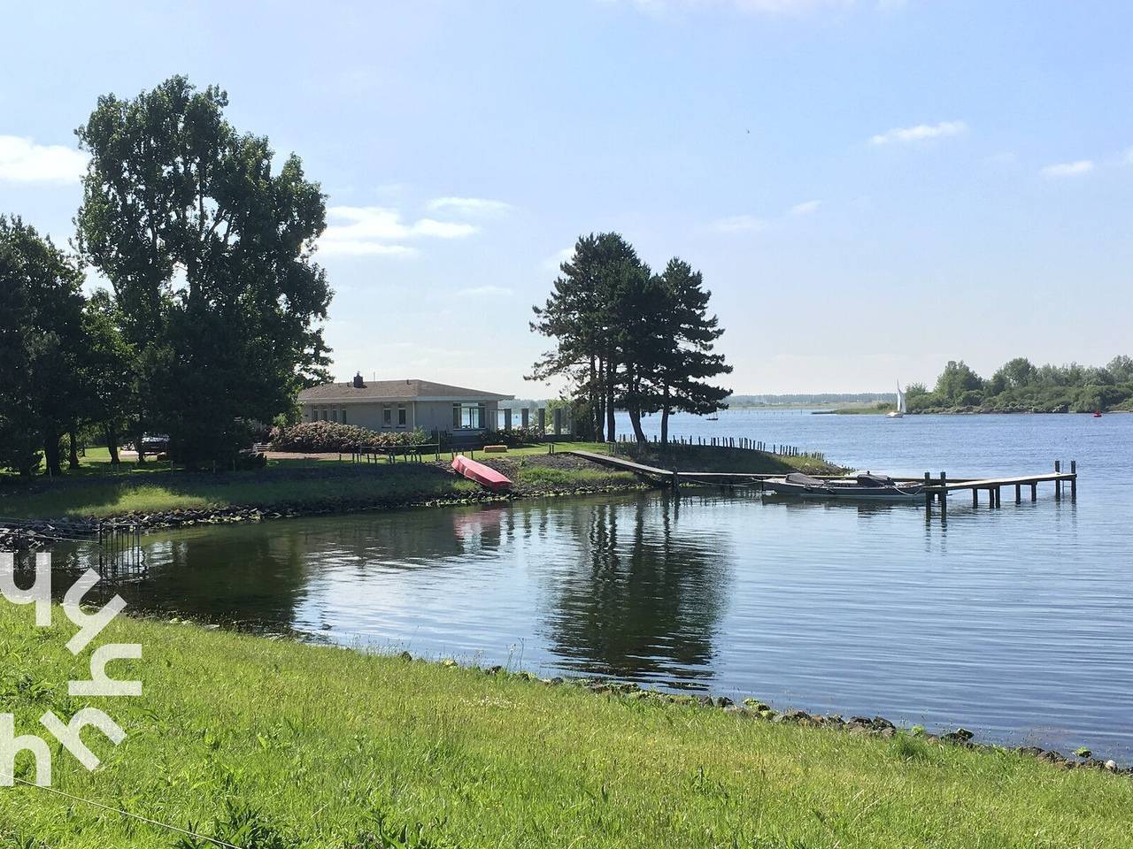 Vrijstaande 6-persoons woning aan het Veerse Meer met panoramisch uitzicht in Kortgene, Nederlandse Noordzeekust