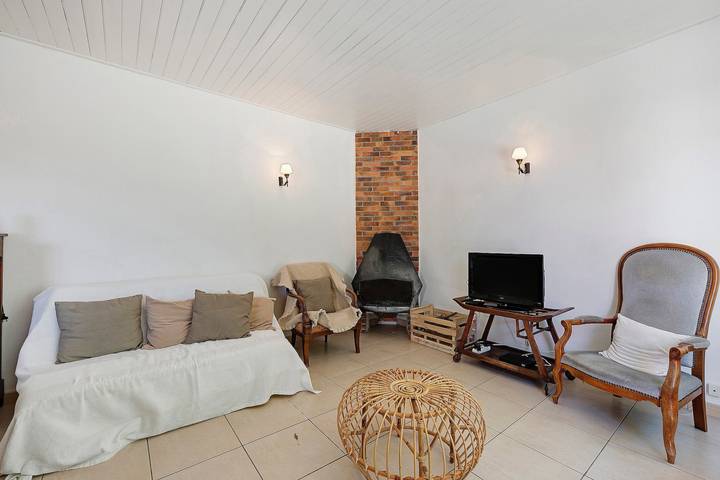 Location de vacances pour 9 personnes, avec jardin, animaux acceptés à Landevieille - 4