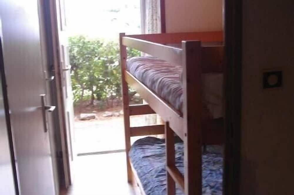 Appartement entier, St Pierre la mer, Hauts d'Azur, T2 cabine vue mer, piscine, près mer et centre. in Saint Pierre la Mer, Fleury