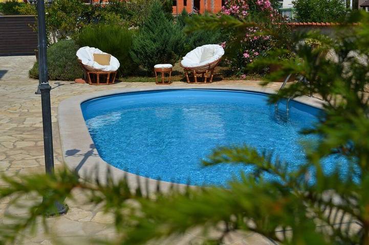 Villa for 8 people, with garden - 1