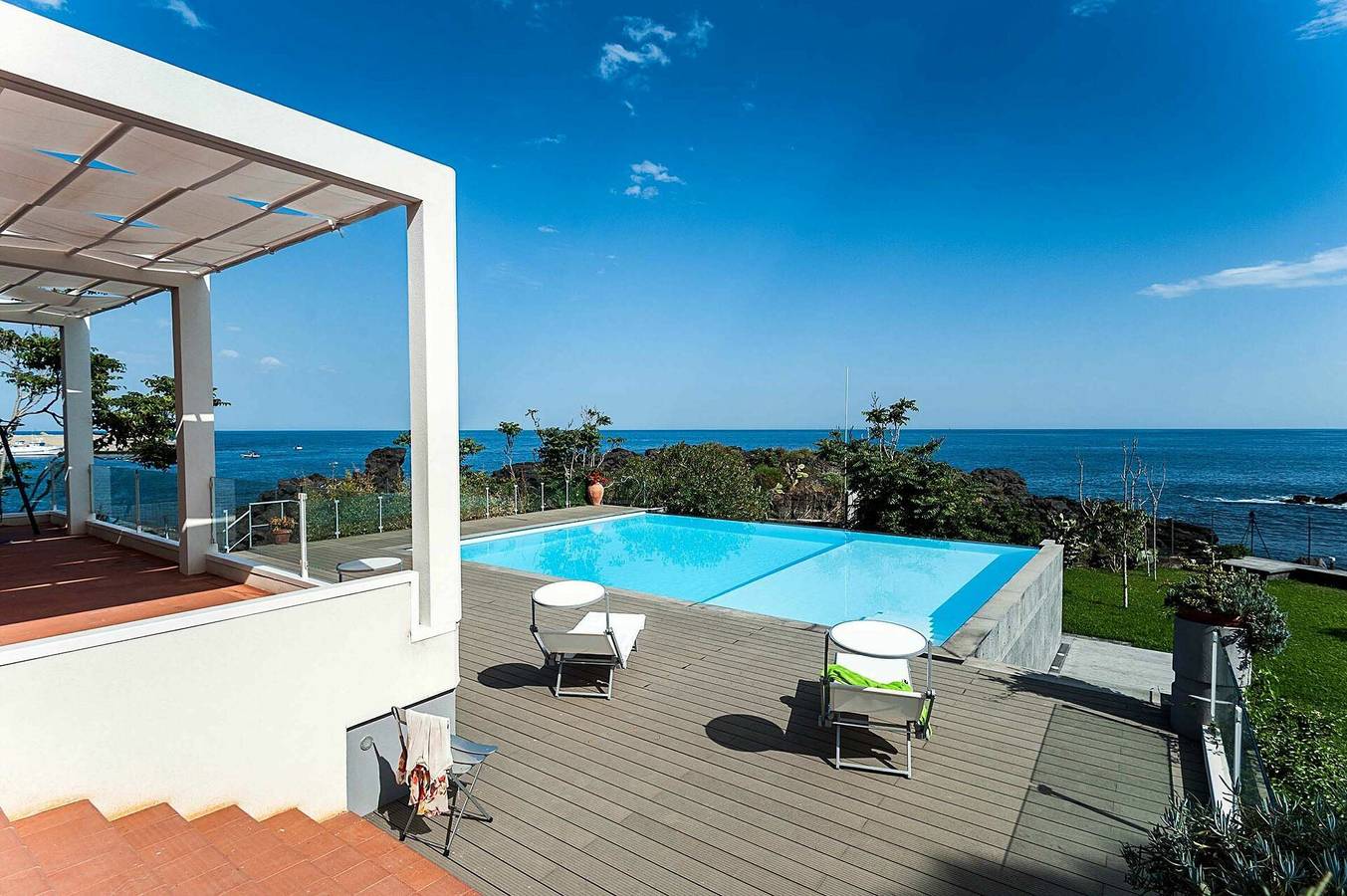 Ganze Ferienwohnung, Ferienwohnung für 4 Personen mit Terrasse in Stazzo, Acireale