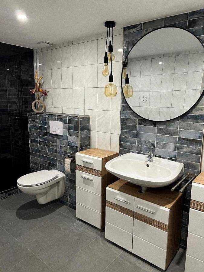 Ferienwohnung für 4 Personen, mit Garten und Pool sowie Ausblick in Böbrach - 3