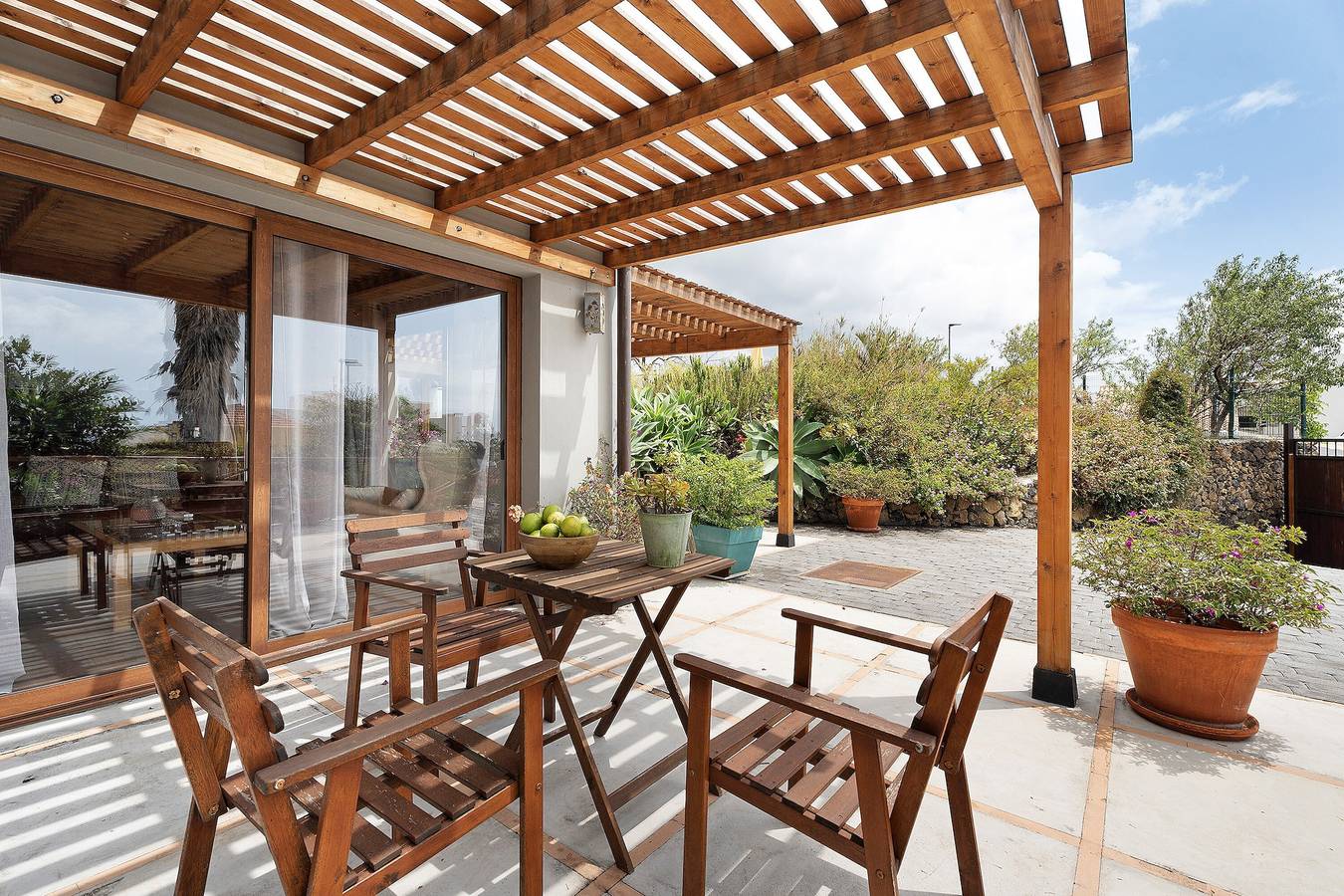 Maison de vacances 'Casa La Plaza' avec vue sur les montagnes, piscine privée et Wi-Fi in El Paso, La Palma Sud