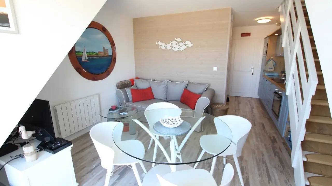 Appartement de vacances entier, Appartement de vacances pour 5 personnes in Saint-Vaast-la-Hougue, Région de Cherbourg
