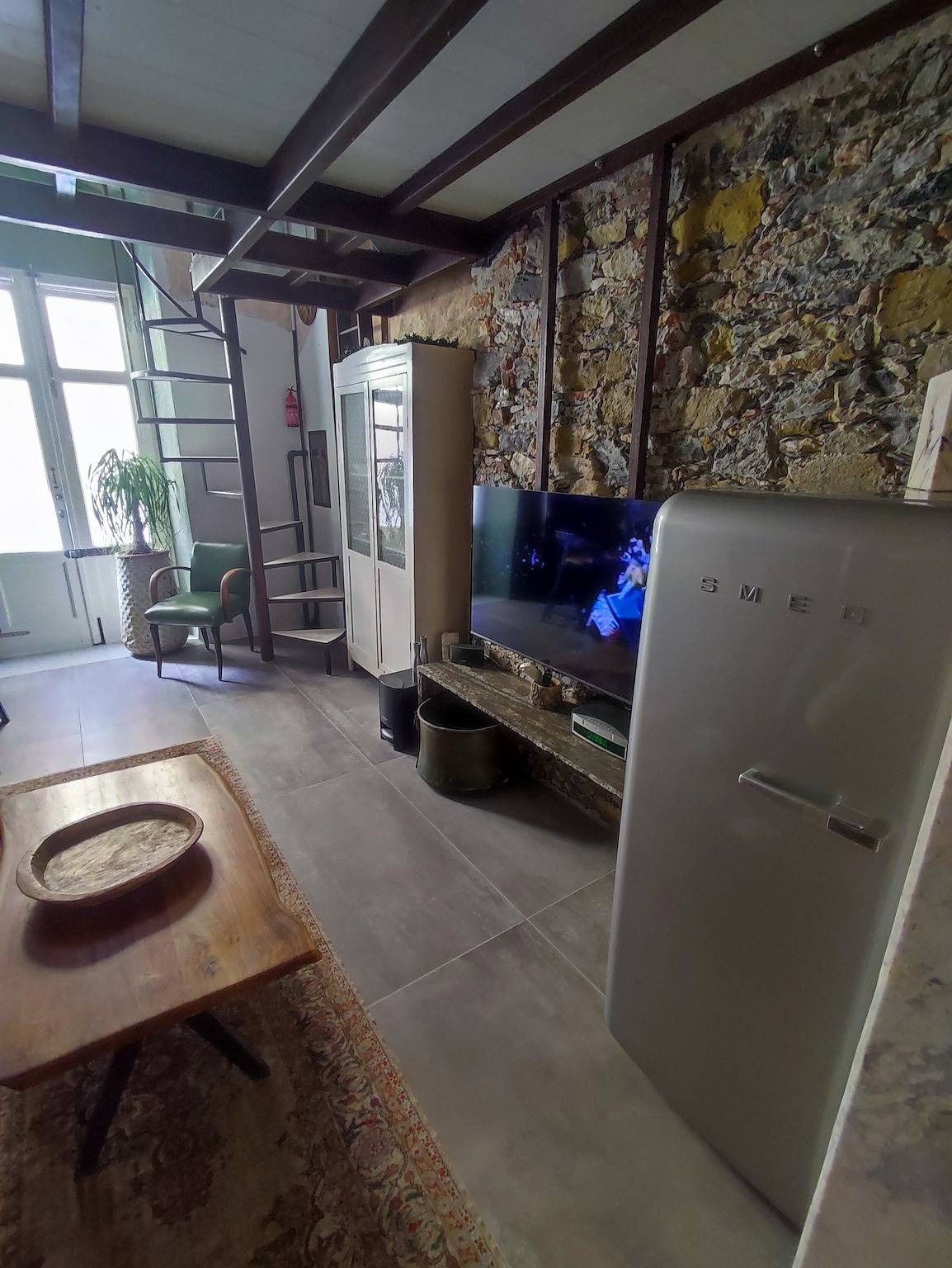 Ferienhaus 'Bilocale Stile Loft Centro Storico' mit Wlan und Klimaanlage in Marina di Carrara, Carrara