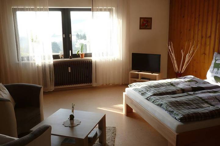 Ferienwohnung für 2 Personen, mit Garten in Weilheim - 2