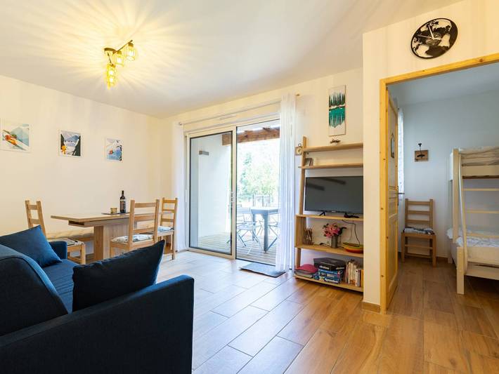 Gîte pour 5 personnes, avec vue sur le lac et balcon à Génos - 2