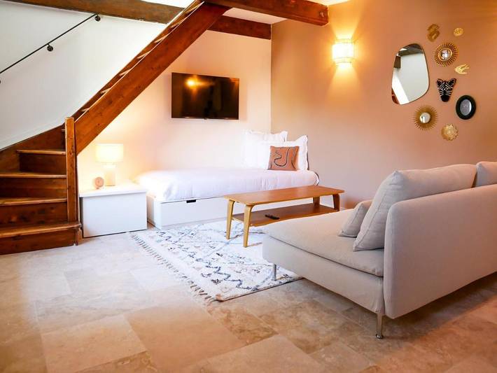 Location de vacances pour 3 personnes, avec Terrasse à Puygiron