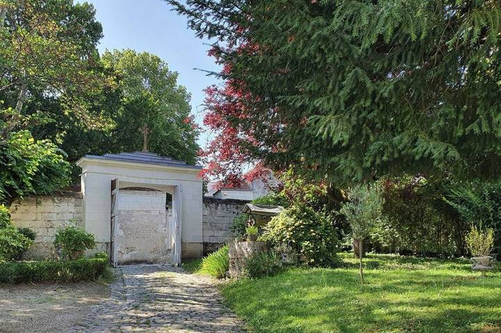 Chambre d’hôte pour 10 personnes à Loches - 2