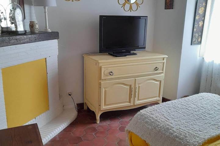 Location de vacances pour 6 personnes, avec jacuzzi et jardin à Port-d'Envaux - 2