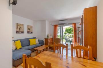 Apartment in Es Mercadal, Menorcas Küste für 4 
