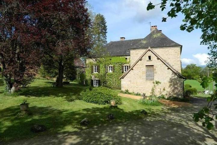 Maison de vacances pour 14 personnes, avec jardin dans le Limousin