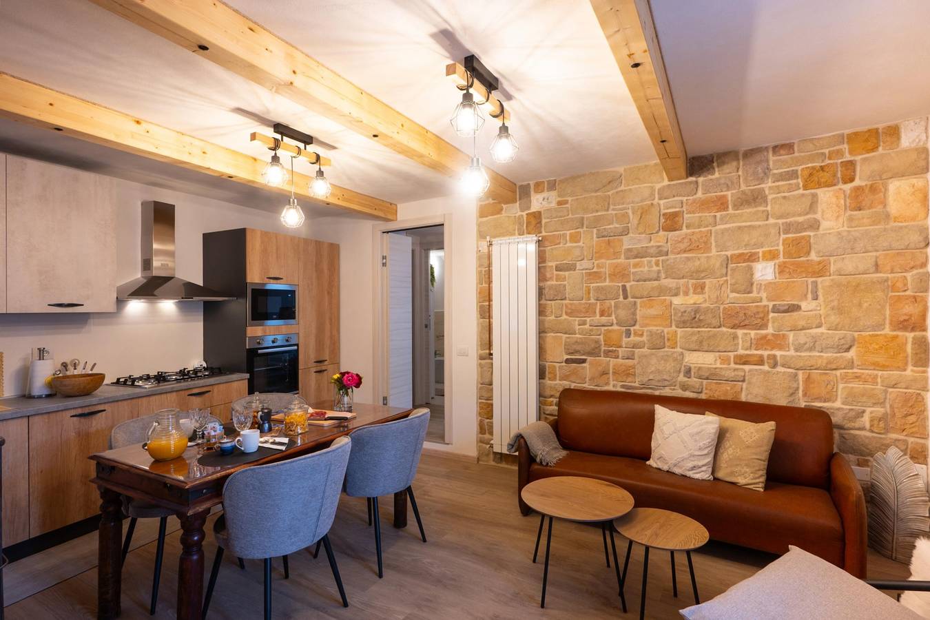 Geheel appartement, Vakantieappartement voor 2 personen met balkon/terras in Villa (Lozio), Lozio