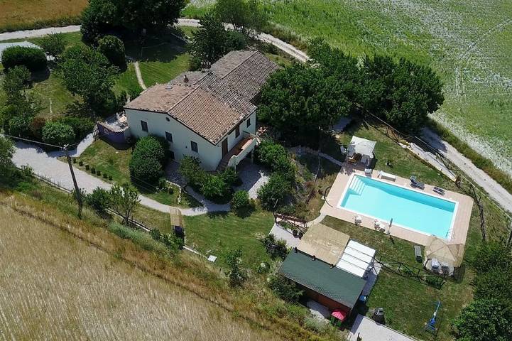 Ferienwohnung für 3 Personen, mit Pool und Garten - 1