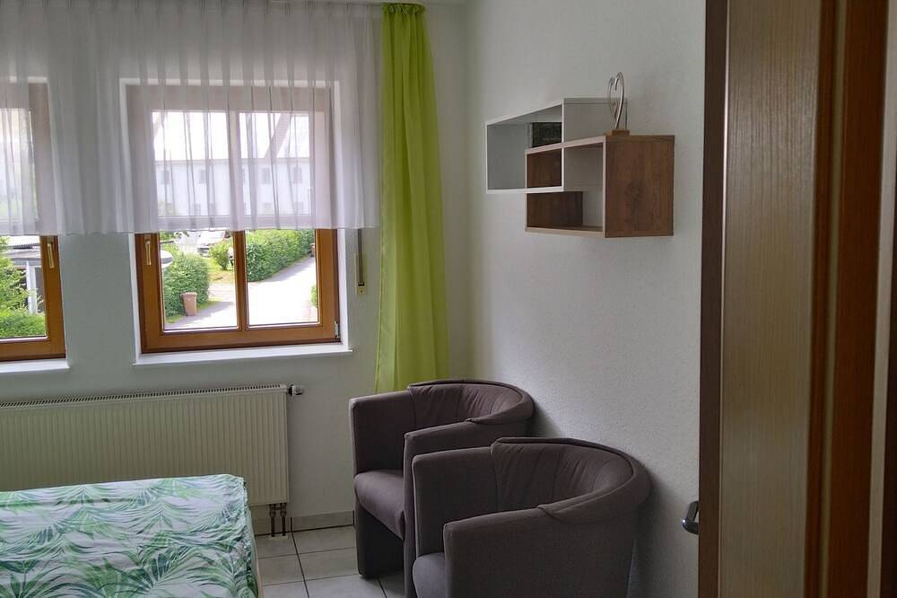 Ganze Wohnung, Gemütliches Apartment,  Ruhige Lage Haustierfreundlich! in Sundern, Sorpesee