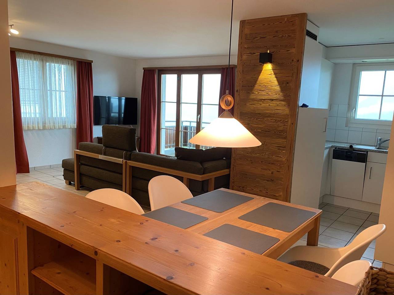 Ganze Ferienwohnung, Ferienwohnung Roda Mulin, Surcuolm - 3.5 Zimmer Ferienwohnung für max. 4 Pers. in Mundaun, Obersaxen-Mundaun