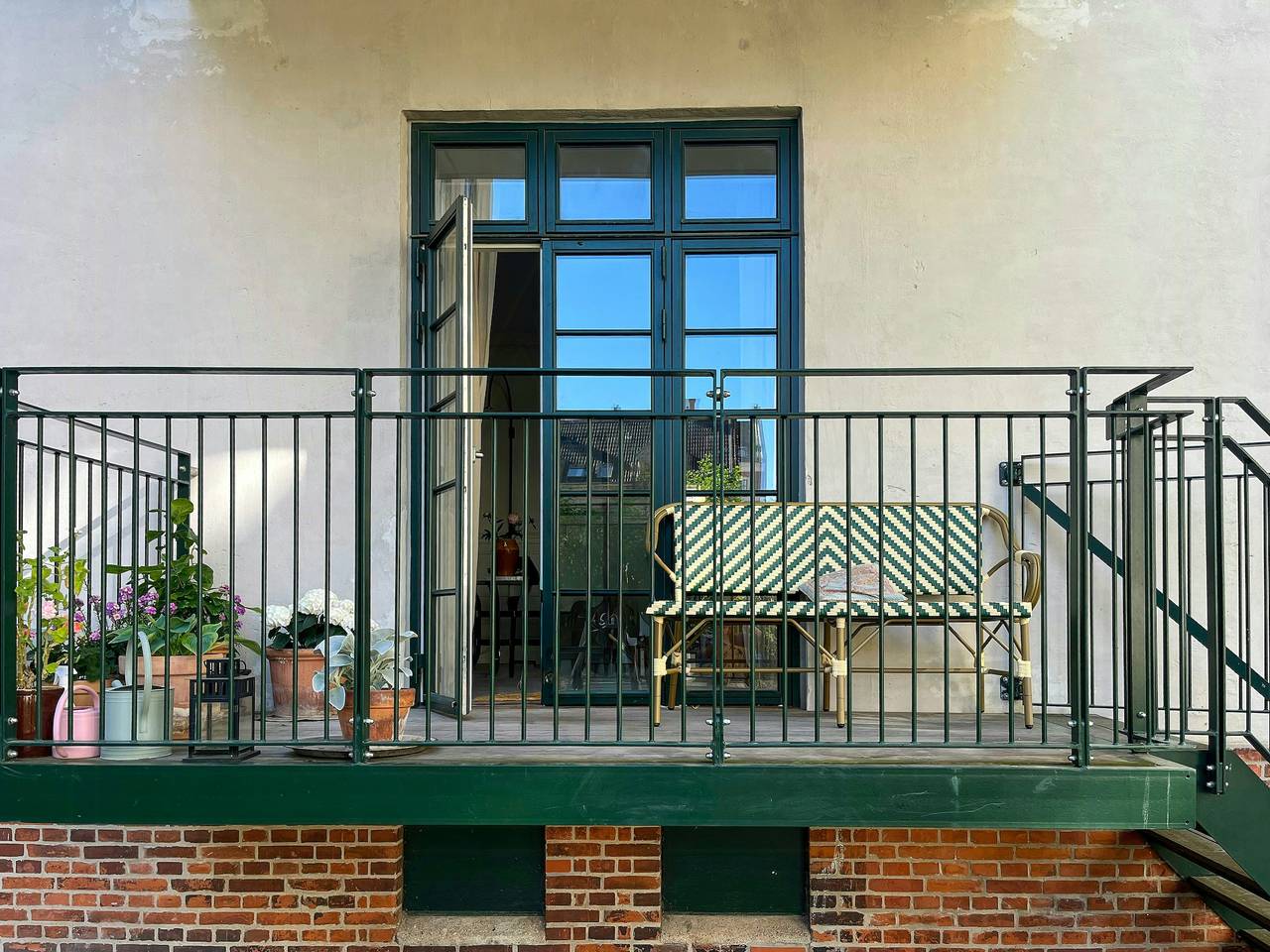 Ganze Wohnung, Elegante Wohnung mit Balkon in der Nähe der Værnedamsvej in Frederiksberg, Kopenhagen