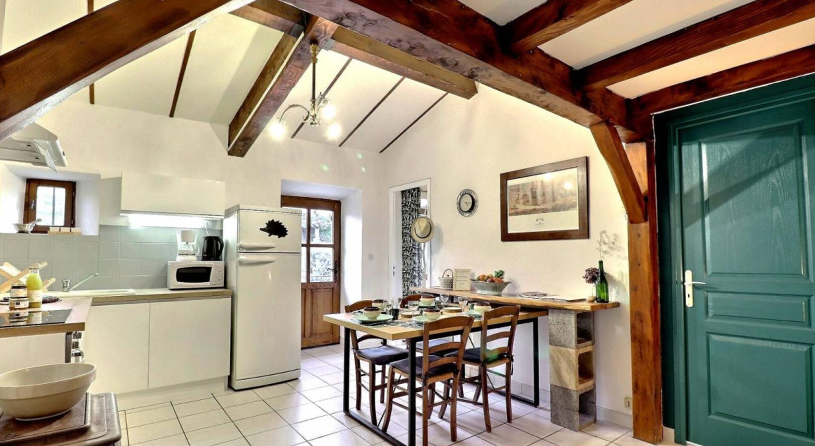 Gîte « La Cabane » avec jardin partagé et Wi-Fi in Chazeaux, Parc naturel régional des Monts d'Ardèche
