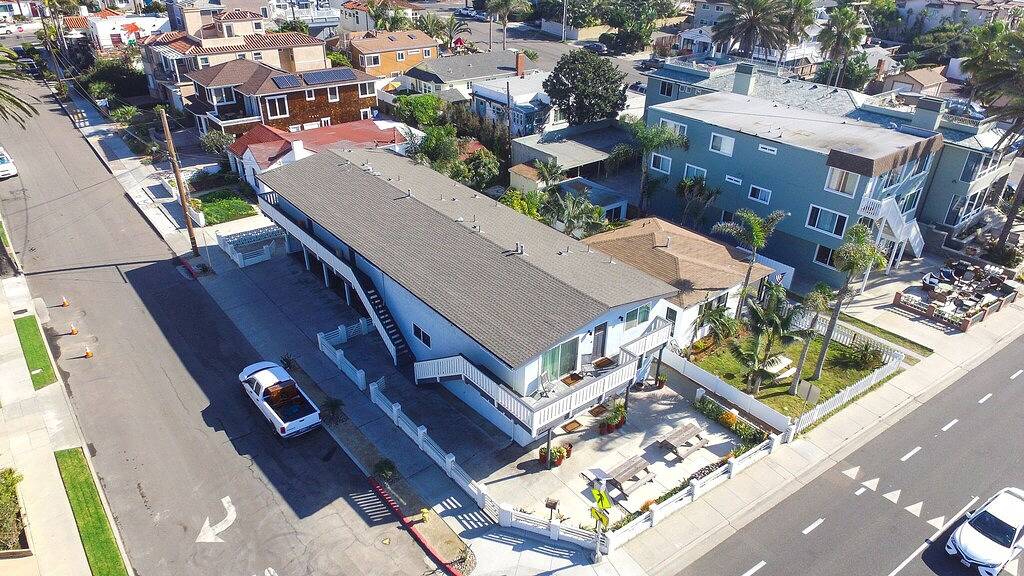 Ganze Wohnung, Beachside condo #A with 2bd /2 bath in Carlsbad, San Diego County