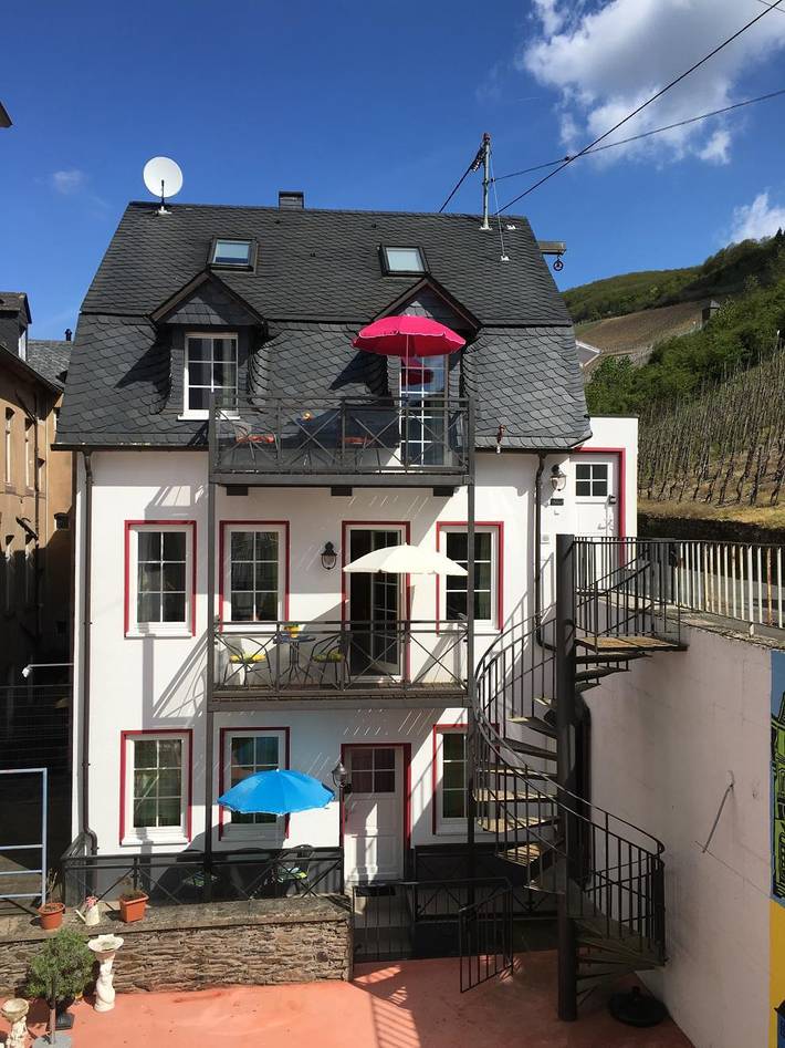 Ferienwohnung für 2 Personen, mit Balkon, kinderfreundlich in Zell Stadt (Mosel) - 2