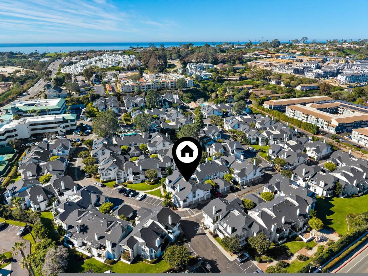 Turf & Tide: Rare Triple Crown Home – Near Beach in Solana Beach, San Diego County