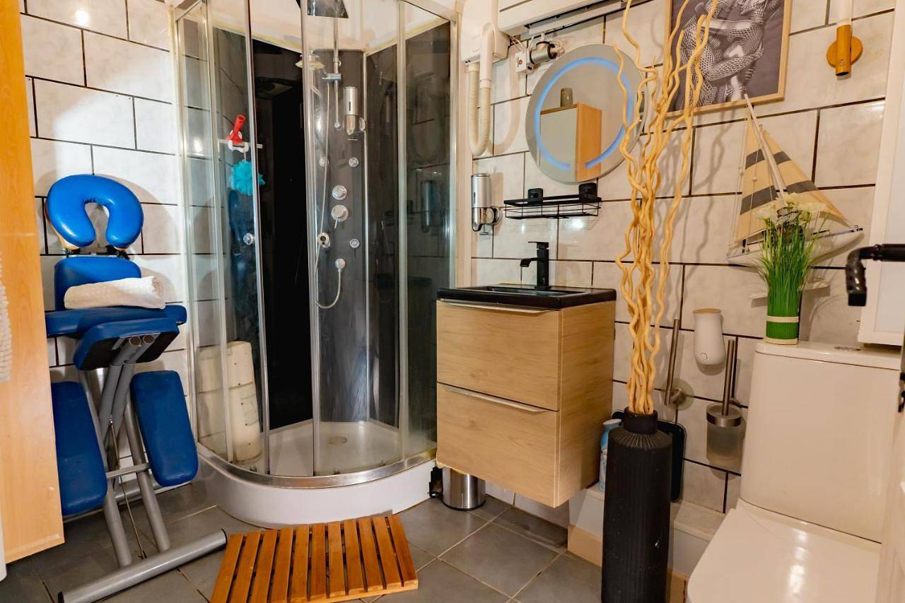 Double Room in Montréal (Lanquedoc-Roussillon), Région de Carcassonne