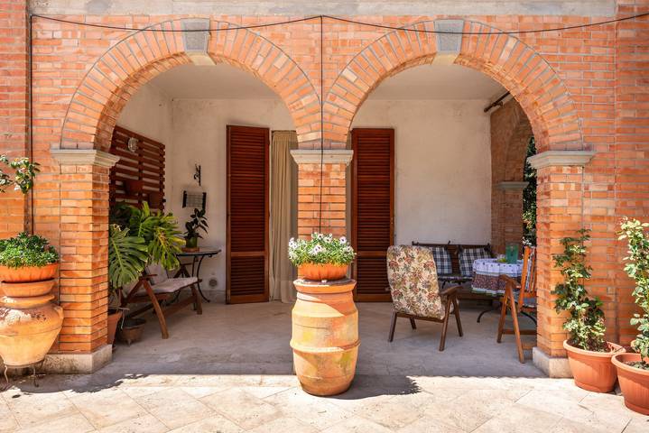 Casa vacanze 'Casa San Francesco Rapolano' con terrazza privata, giardino privato e Wi-Fi in Rapolano Terme, Siena e dintorni