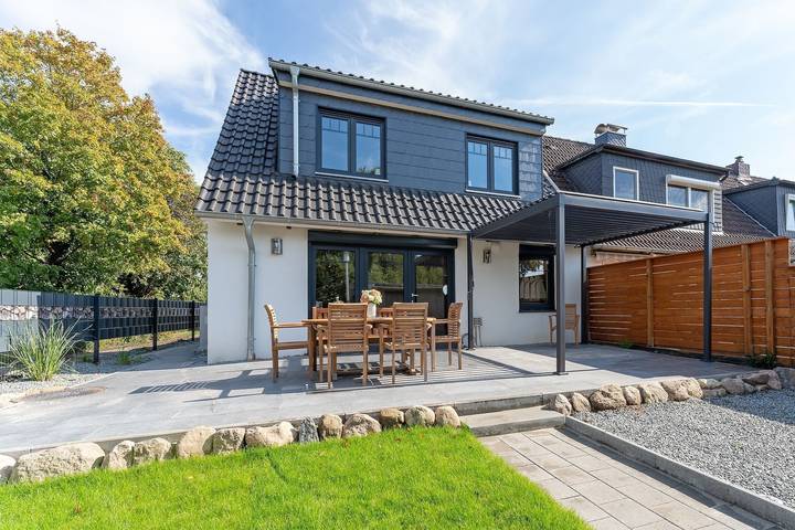 Ferienhaus für 7 Personen, mit Terrasse und Garten