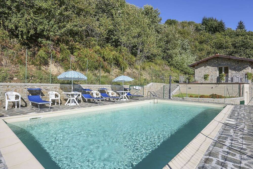 Ganze Wohnung, Caminetto in Villa Collemandina, Garfagnana
